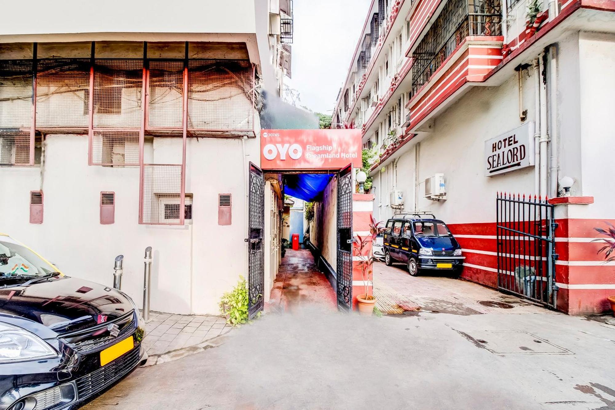 Super Oyo Hotel Dreamland Mumbai Exterior foto